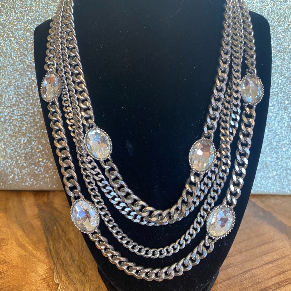 Statement necklace